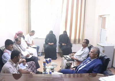 فريق التوجيه يطلع على مهام مكتب الشؤون الاجتماعية في المهرة