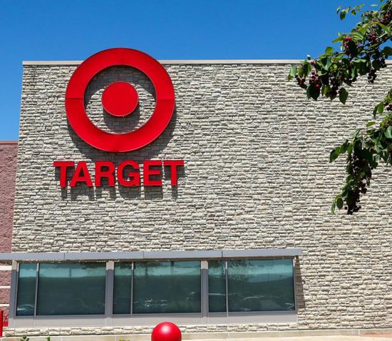 "تارجت" تعلن خفض 1800 وظيفة إدارية لاستعادة النمو