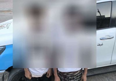 القبض على متهمين بابتزاز فتيات بغرض مساومتهن في البريقة