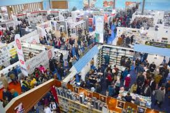 صالون الجزائر الدولي للكتاب يفتح أبوابه أمام الزائرين