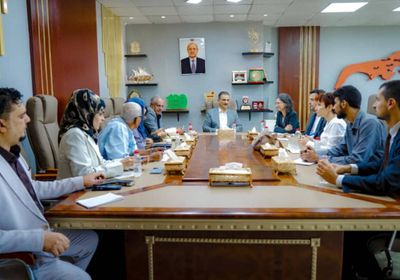 محافظ عدن وسفيرة فرنسا يتفقان على تحديد أولويات المشاريع التنموية