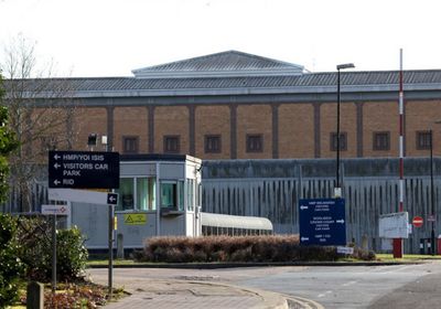 بريطانيا تحذر من استخدام مسيّرات في تهريب داخل السجون