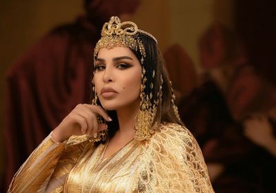 بالزي الفرعوني.. أحلام تتألق في حفل افتتاح المتحف الكبير