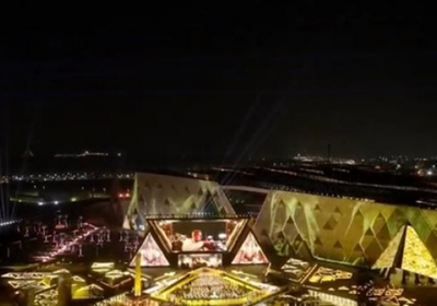 بتقنية الهولوجرام.. السيسي يشهد عرضًا مبهرًا لمركب الملك خوفو