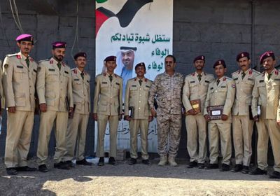 الكليبي يلتقي خريجي كلية زايد العسكرية