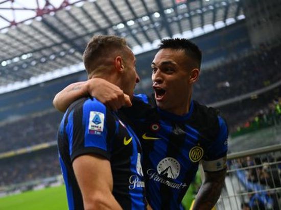 إنتر يتجاوز فيرونا بفضل براعة جيلينسكي وهدف عكسي متأخر
