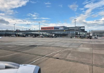 تعليق الرحلات الجوية بمطار بريمن الألماني بعد رصد مسيرة