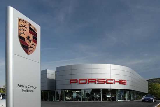 مجموعة فولكس تتكبد خسائر في الربع الثالث بسبب "بورشه"