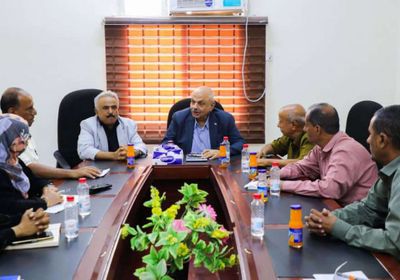 فريق التوجيه يتفقد سير العمل في مكتب التعليم الفني بالعاصمة عدن