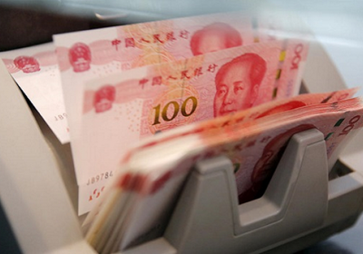 اليوان يتراجع لأدنى مستوى في أسبوع مع تباطؤ النشاط الصناعي