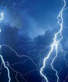 مصرع 3 مواطنين مصريين بصواعق رعدية