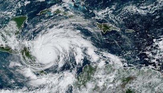 إعصار "كالمايغي" يجتاح وسط الفلبين