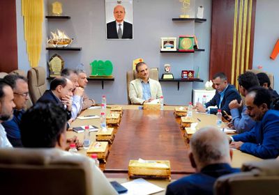 لملس يوجه بتوثيق حالات التلاعب بالأسعار في الأسواق