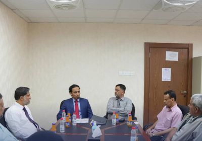 انتقالي عدن يوقع اتفاقية مع مستشفى عبود لرعاية الكوادر التعليمية