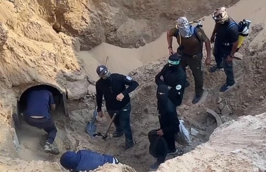 حماس تعلن العثور على جثة جندي إسرائيلي داخل "الخط الأصفر"