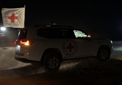 بدء تسليم جثمان جندي إسرائيلي للصليب الأحمر في غزة