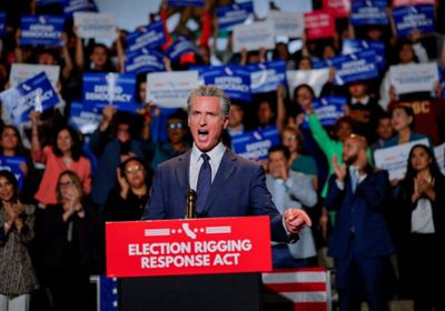 كاليفورنيا توافق على إعادة تقسيم دوائرها الانتخابية لمواجهة ترامب