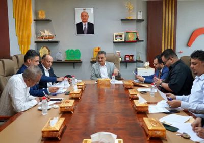 لملس يستعرض الخطة الأولية لبرنامج مؤتمر عدن الاقتصادي وشعاره