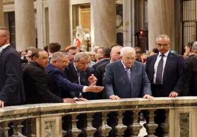 الرئيس الفلسطيني يزور ضريح البابا فرنسيس في روما