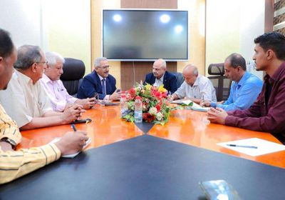 فريق التوجيه يزور الهيئة العليا للأدوية بالعاصمة عدن