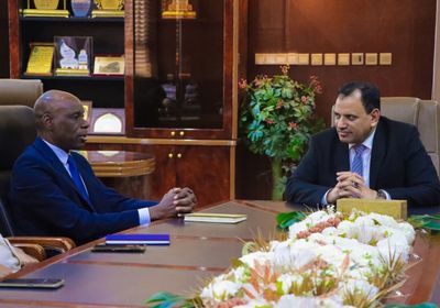 السقطري يبحث مع ممثل "فاو" سبل تنمية القطاعين الزراعي والسمكي