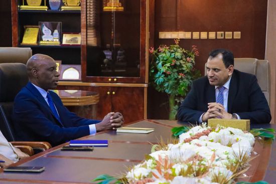 السقطري يبحث مع ممثل "فاو" سبل تنمية القطاعين الزراعي والسمكي