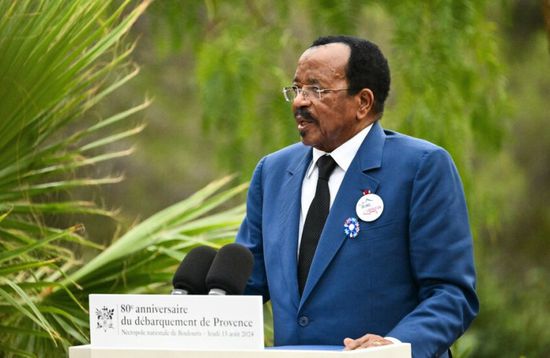 بول بيا يؤدي اليمين الدستورية رئيسًا للكاميرون عن 92 عامًا