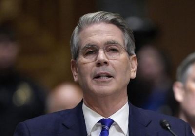 بيسنت يهدد بزيادة الرسوم على الصين بحال خالفت تعهداتها