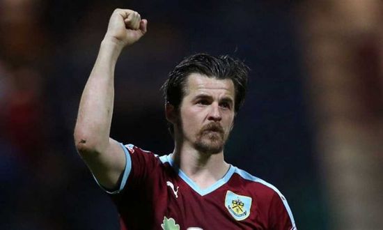 إدانة بارتون بسبب منشورات مسيئة على وسائل التواصل الاجتماعي