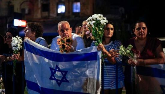 إسرائيل تتسلم جثة رهينة جديد من الصليب الأحمر 