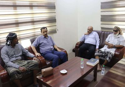 الكثيري يطلع على مبادرات منتدى الطالب المهري بحضرموت