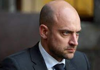 وزير الخارجية الفرنسي يتعهّد من كولومبيا هزيمة تجارة المخدرات