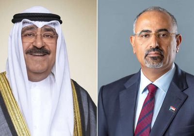 الرئيس الزُبيدي يعزي أمير الكويت بوفاة الشيخ صباح جابر