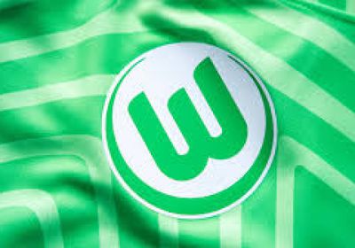 فولفسبورج يقيل مدربه سيمونيس بعد 10 مباريات في الدوري