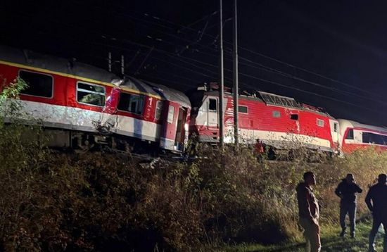 إصابة 30 شخصًا في تصادم قطارين بسلوفاكيا