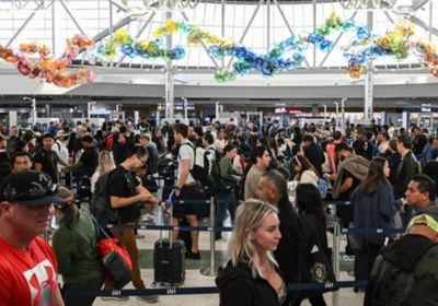 ترامب يطالب مراقبي الحركة الجوية بالعودة للعمل فوراً