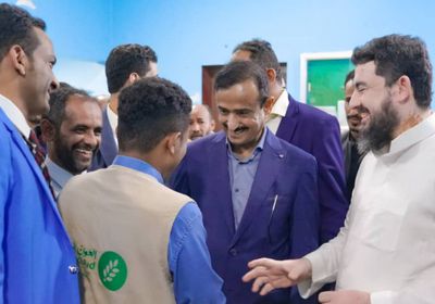 بن الوزير يفتتح مخيم عمليات العيون بمستشفى شبوة العام