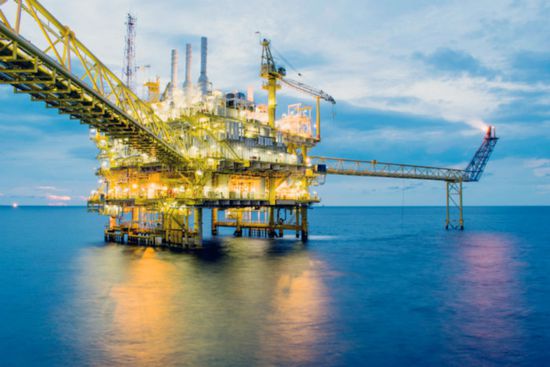 "إكسون موبيل" توسع حضورها شرق المتوسط بالتنقيب عن الغاز