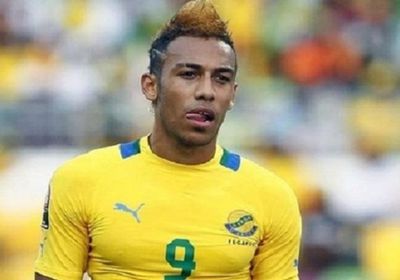 أوباميانج يحمل آمال الجابون في التأهل لكأس العالم