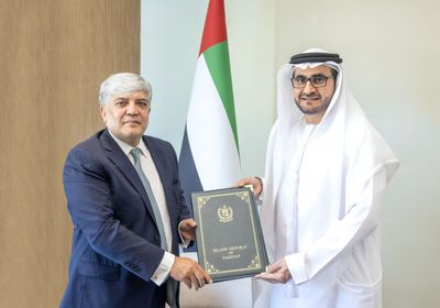 الخارجية الإماراتية تتسلّم أوراق اعتماد سفير باكستان لدى أبوظبي