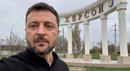 الرئيس الأوكراني يزور مدينة خيرسون