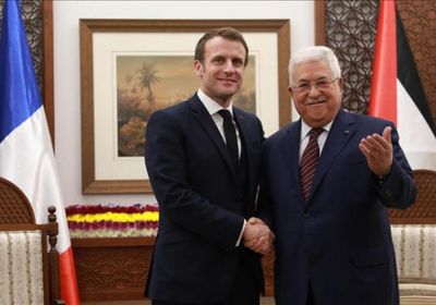 ماكرون يستقبل الرئيس الفلسطيني في الإليزيه