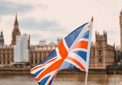 بريطانيا تحظر واردات الغاز الطبيعي المسال من روسيا