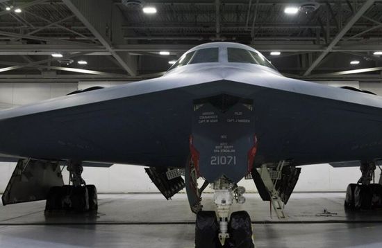 ترامب: طلبنا نسخًا محدثة من القاذفات الاستراتيجية  B2