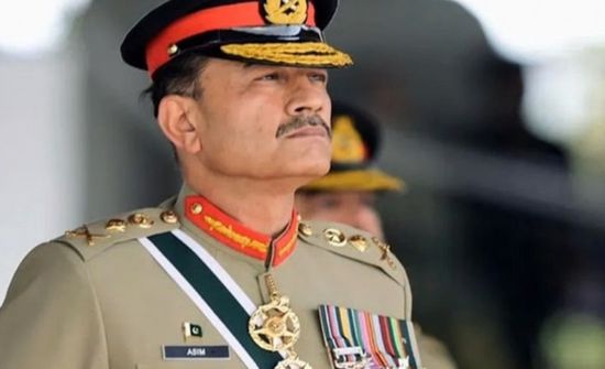 البرلمان الباكستاني يقر تعديلاً دستورياً لتوسيع صلاحيات قائد الجيش