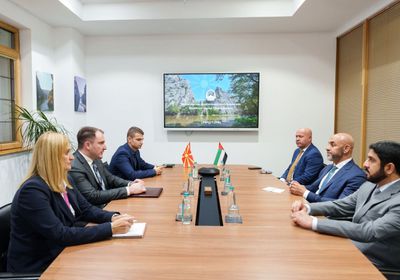 الإمارات وشمال مقدونيا تبحثان تعزيز التعاون بمجالات العمل الحكومي 