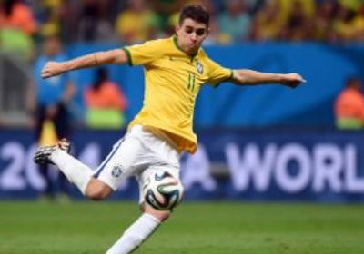 البرازيلي أوسكار يعاني من حالات إغماء لكن وضعه مستقر