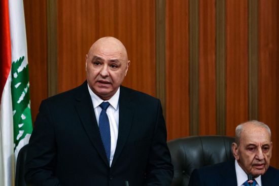 الرئيس اللبناني: تكليف الجيش بالتصدي لأي توغل إسرائيلي