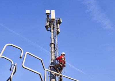 المفوضية الأوروبية تدرس سُبل التخلص من معدات "هواوي"