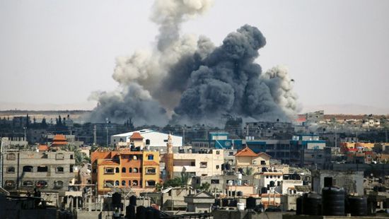 جيش الاحتلال ينسف عشرات المباني برفح